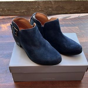 NIB Vionic Felicity Ama Boot Navy Size 10